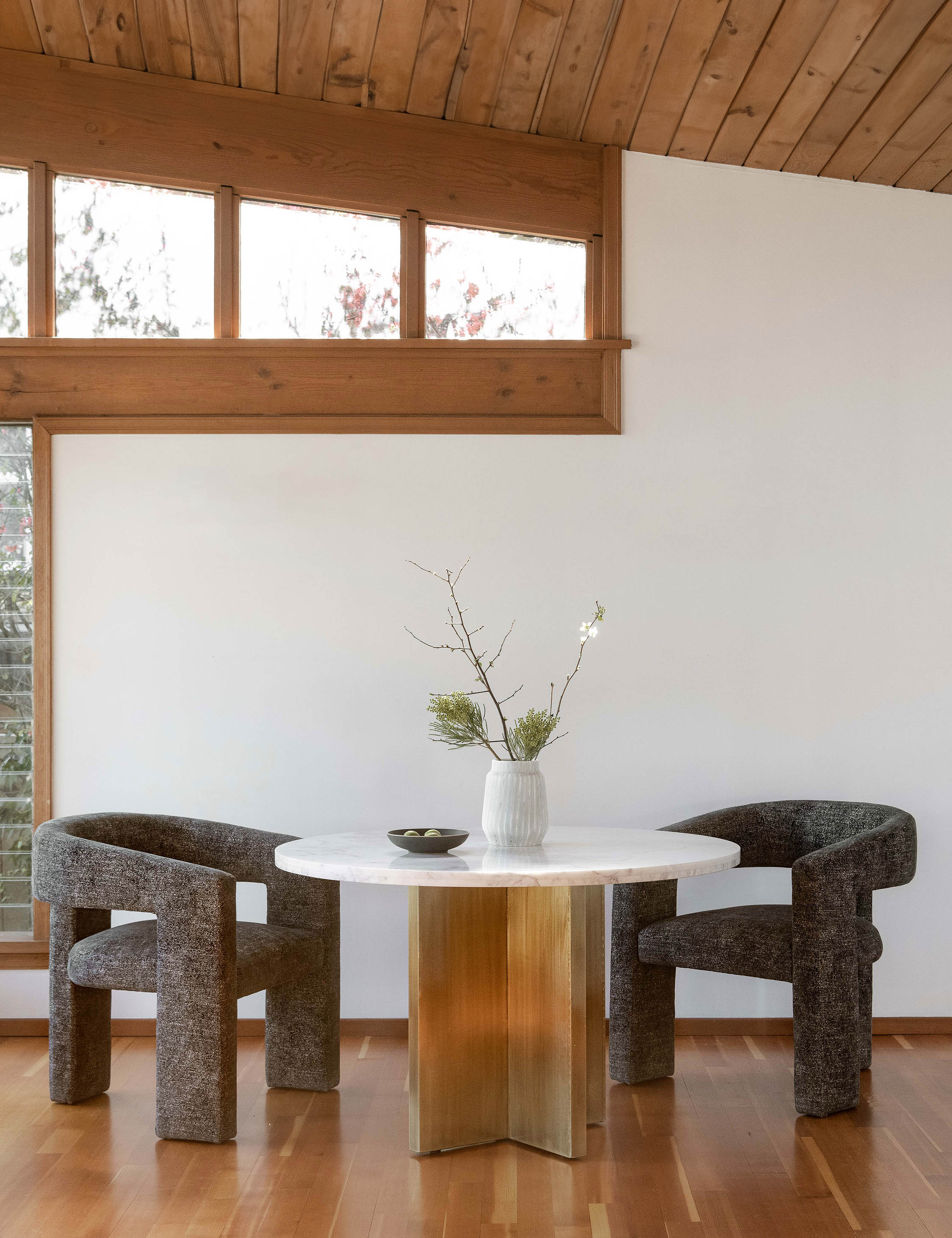 Rowell Dining Table - AYG Home Service