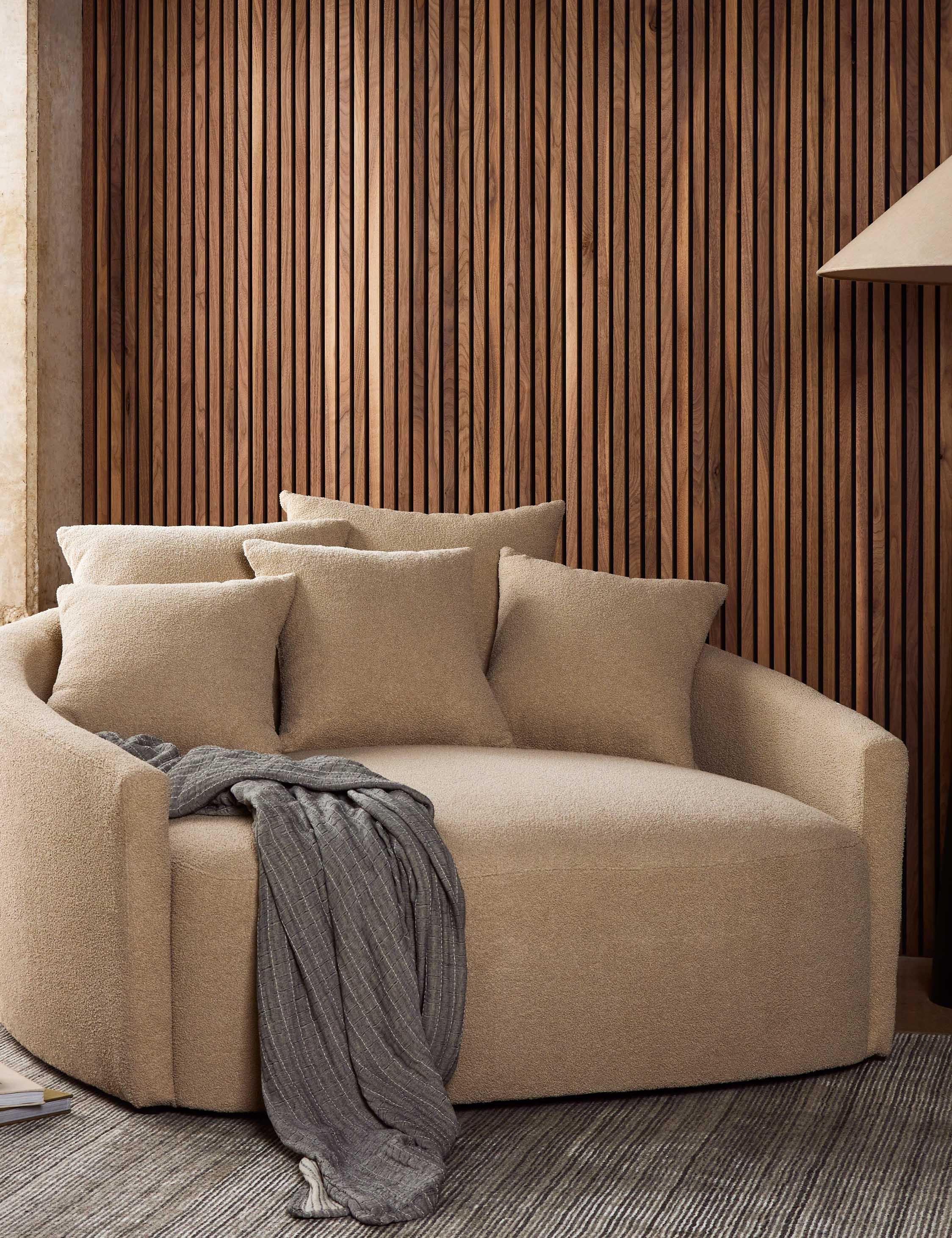 Kaila Media Lounger - AYG Home Service